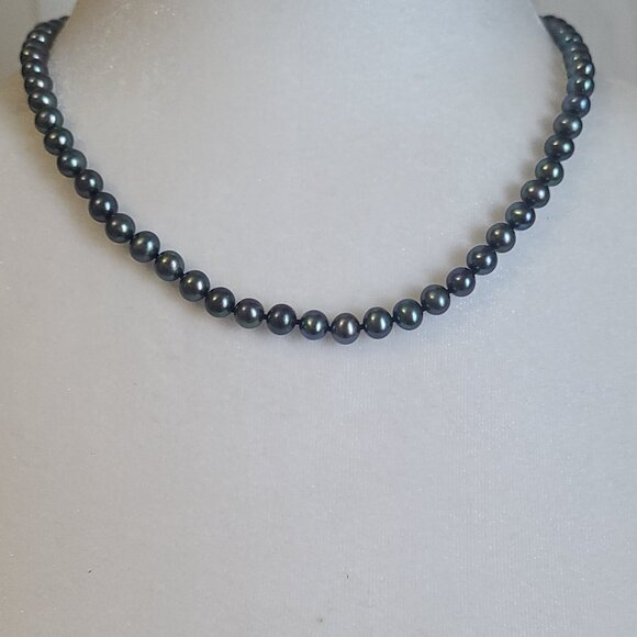 Honora Jewelry - 🖤Honora 18" Black Pearl Necklace – 14 K Gold Ball Clasp🖤